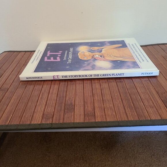 E.T. The Storybook of The Green Planet HC/DJ - 1985 - Picture 10 of 10